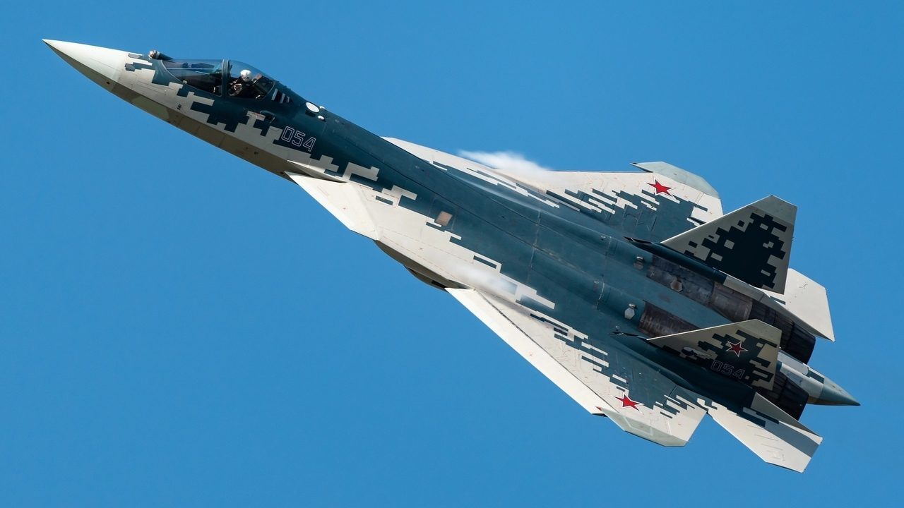 Veľký požiar v strategickom závode na výrobu stíhačky Su-57