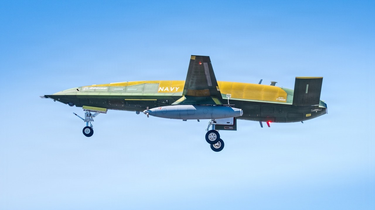 Americký dron MQ-25 prvýkrát vzlietol. Zmení dosah lietadlových lodí