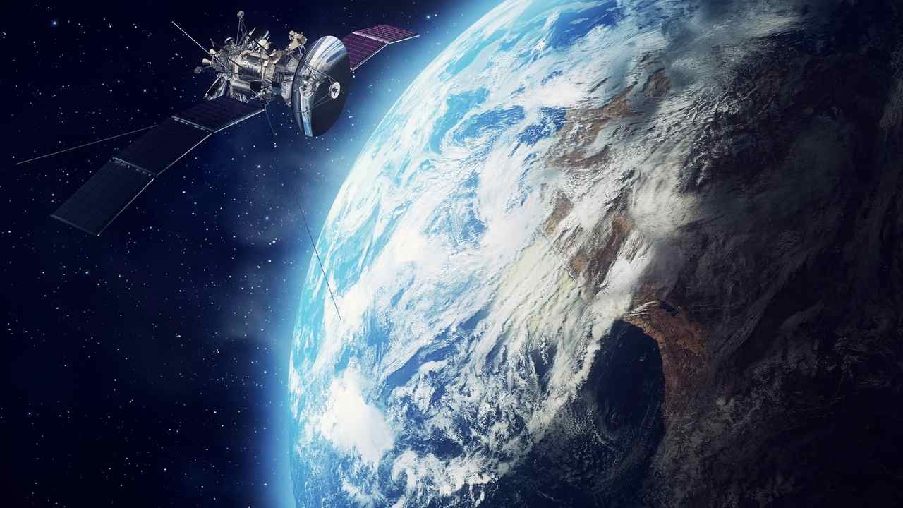 Moskva vykonala nezvyčajný vesmírny manéver. Ruské satelity sa priblížili k západnému systému na 500 metrov