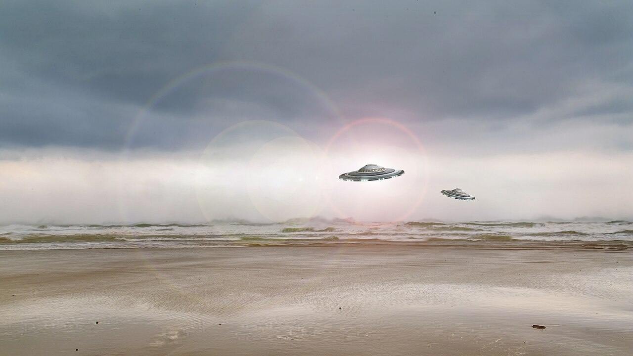USA otvorili tajné archívy UFO. Pentagon zverejnil 162 videí, objekty miznú za zlomok sekundy