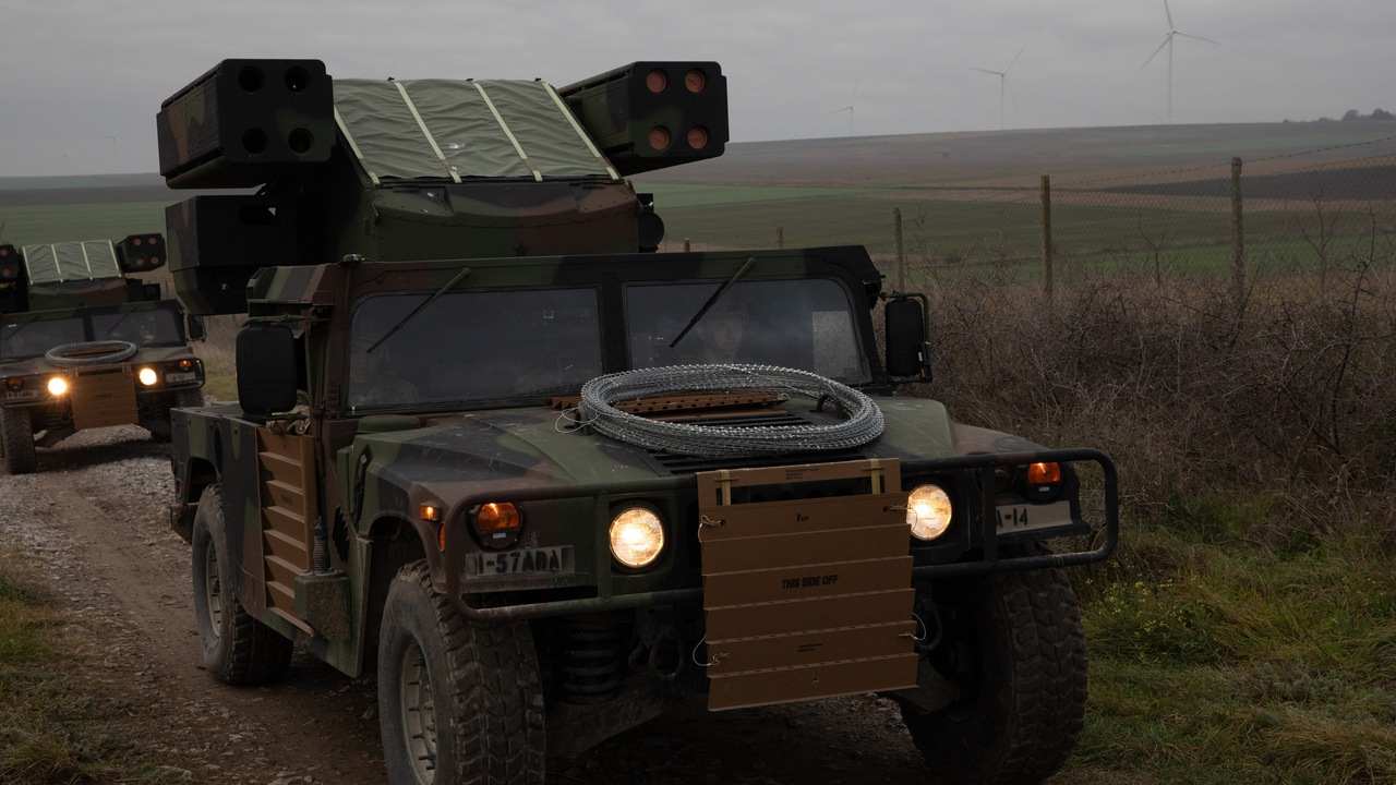 Turecko ukázalo novú raketu proti dronom. Má lacnejšie chrániť základne NATO