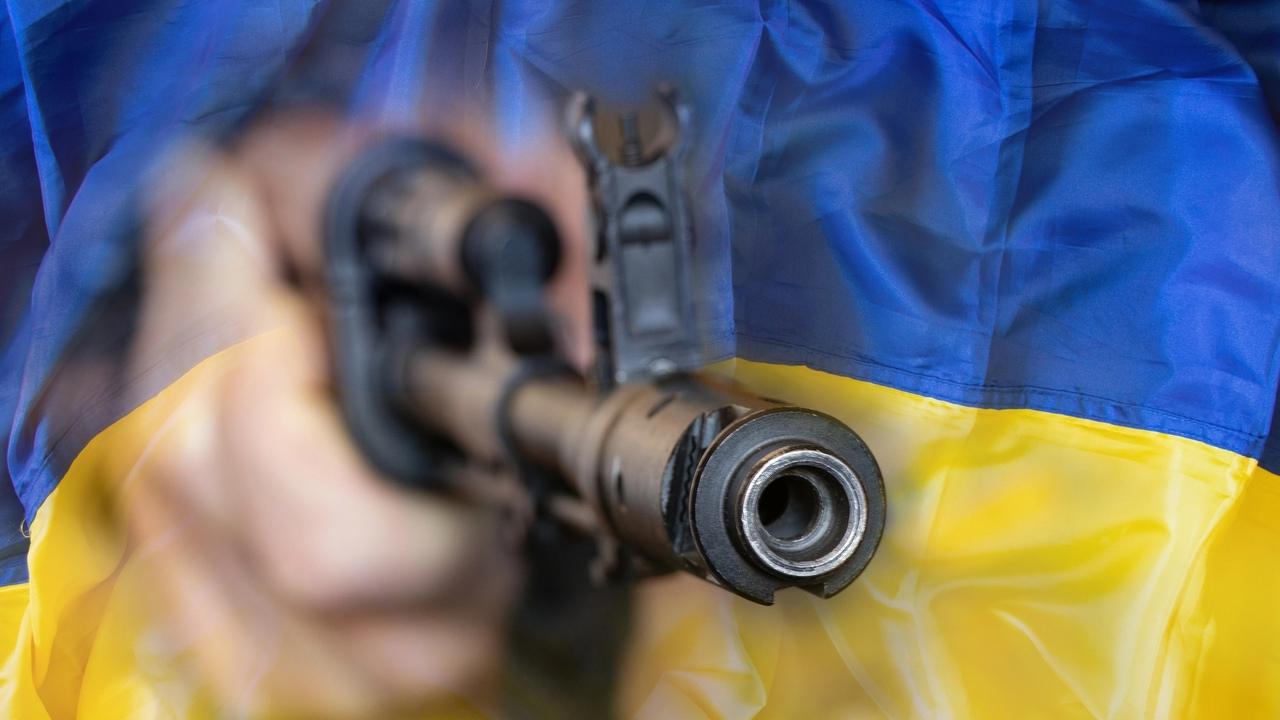 Ruského agenta zadržali tesne pred atentátom na dôstojníka ukrajinského námorníctva. V Odese čakal s kalašnikovom