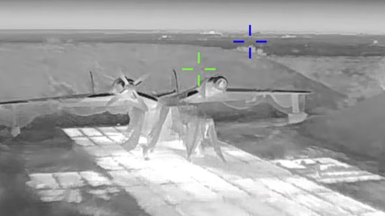 Ukrajinská jednotka Prymary („Duchovia“) zničila na Kryme tri výsadkové člny aj lietadlo Be-12 (Video)