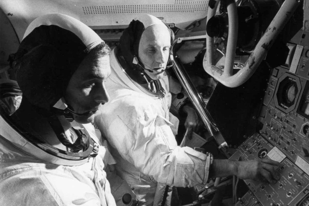 Mimozemšťania? Astronauti Apollo 10 počuli na odvrátenej strane Mesiaca zvláštny zvuk