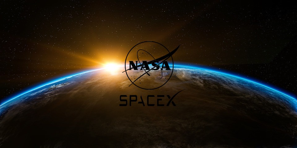 Nasa Space X sunrise-1756274_960_720 (1)
