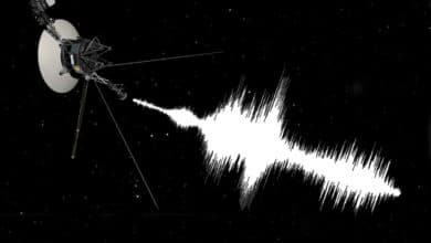 Spoza hraníc sústay ku nám prišiel nevysvetliteľný signál. Čo sa deje na palube sondy Voyager 1?