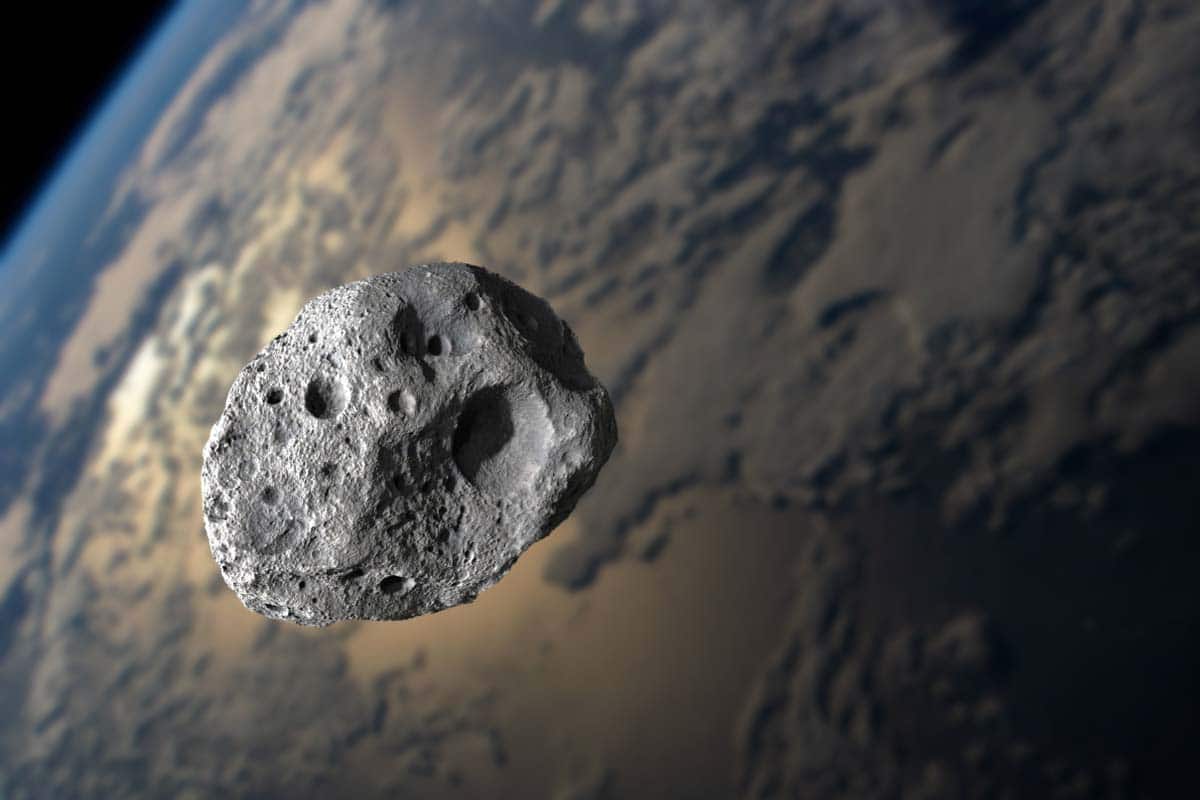 Asteroid 2019 OK prekvapil vedcov až keď bol hneď vedľa nás