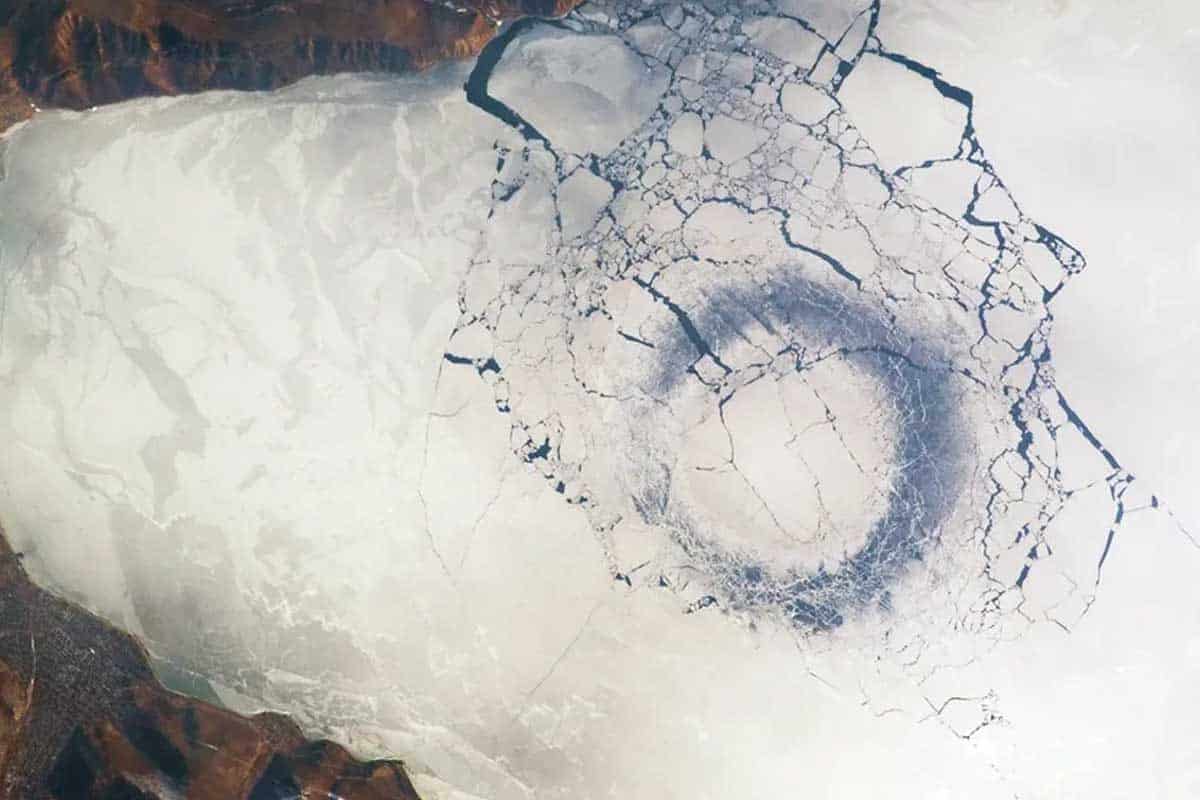 Vedci vyriešili záhadu jazera Bajkal