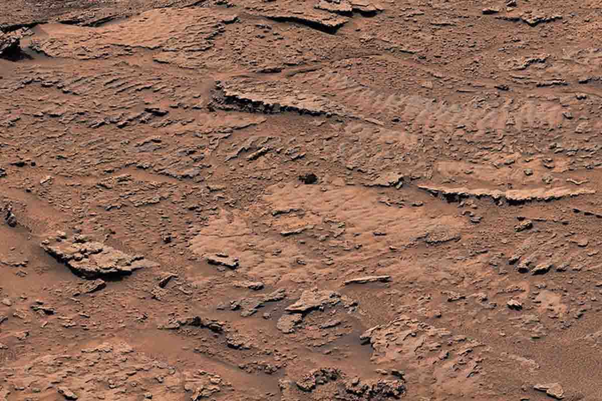 Rover Curiosity našiel najpresvedčivejšie dôkazy vody na Marse