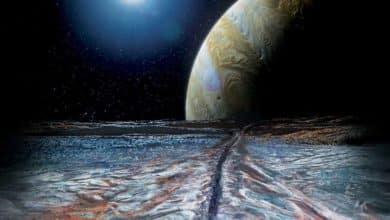 Autori nového výsumu vysvetľujú zvláštne správanie ľadových mesiacov Slnečnej sústavy