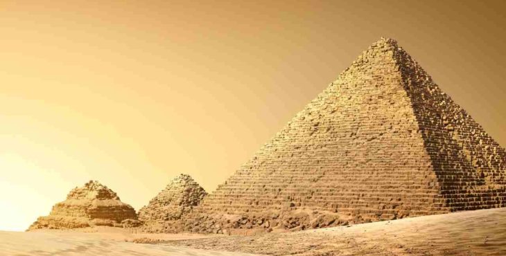 Vedci zistili, prečo Egypťania stavali pyramídy v nehostinnej časti pú...