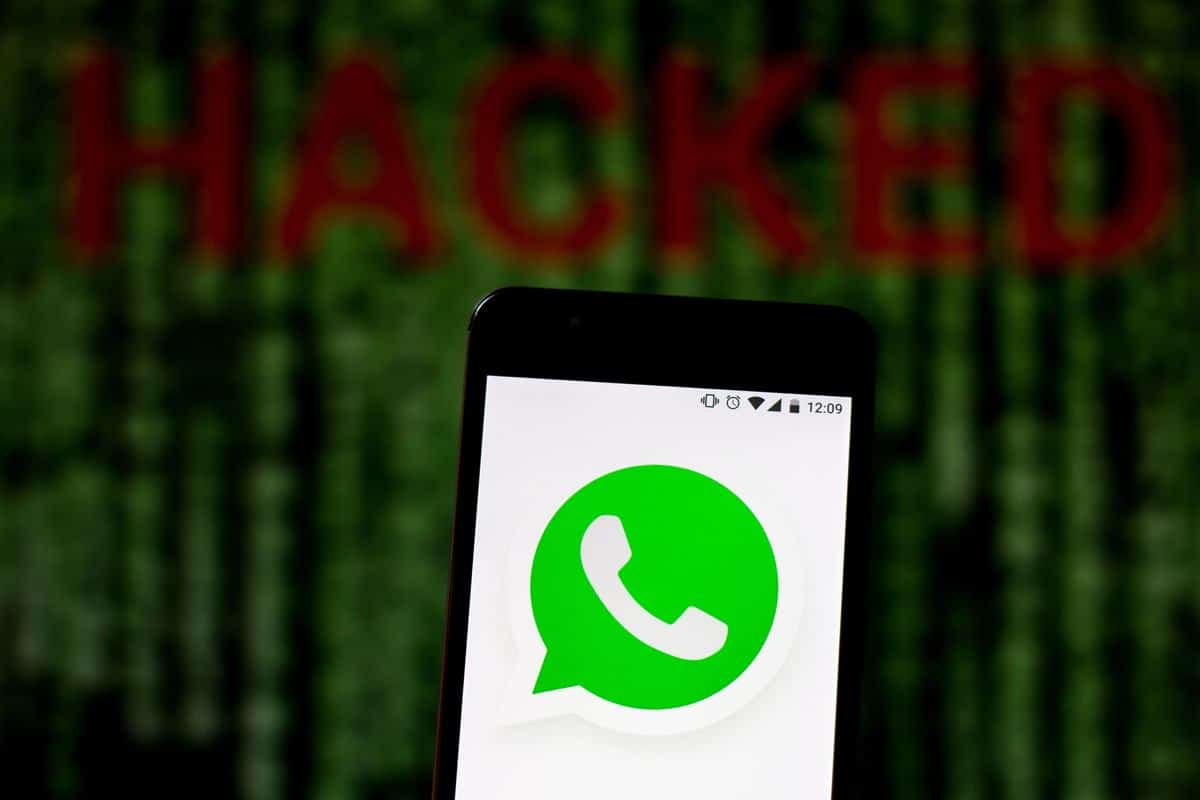 WhatsApp hacker utok virus