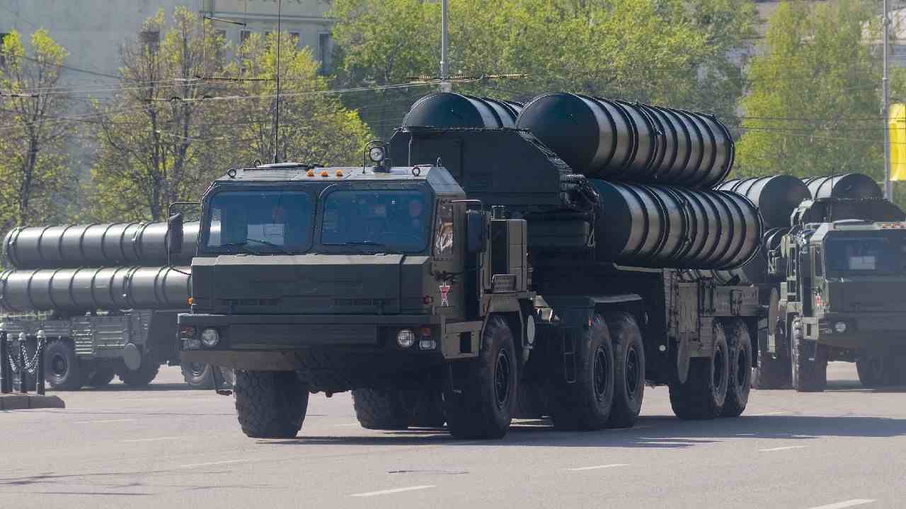 VIDEO: Ukrajinci oslepili ruskú S-300. Dron RAM II zničil 5N63S, citlivý prvok batérie, ktorý sa nahrádza veľmi ťažko