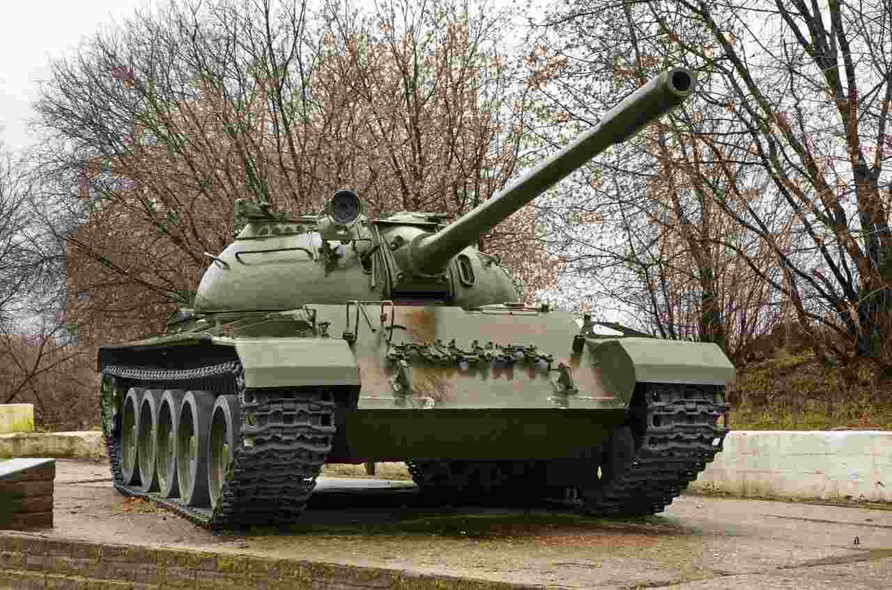 Ukrajinci dali starému sovietskemu BMP nový mozog. Španielska veža z neho robí oveľa nebezpečnejší stroj